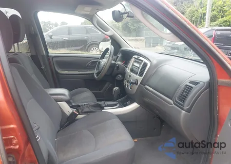 2005 Mazda Tribute I из США, поврежденный, VIN 4F2YZ02Z15KM61031